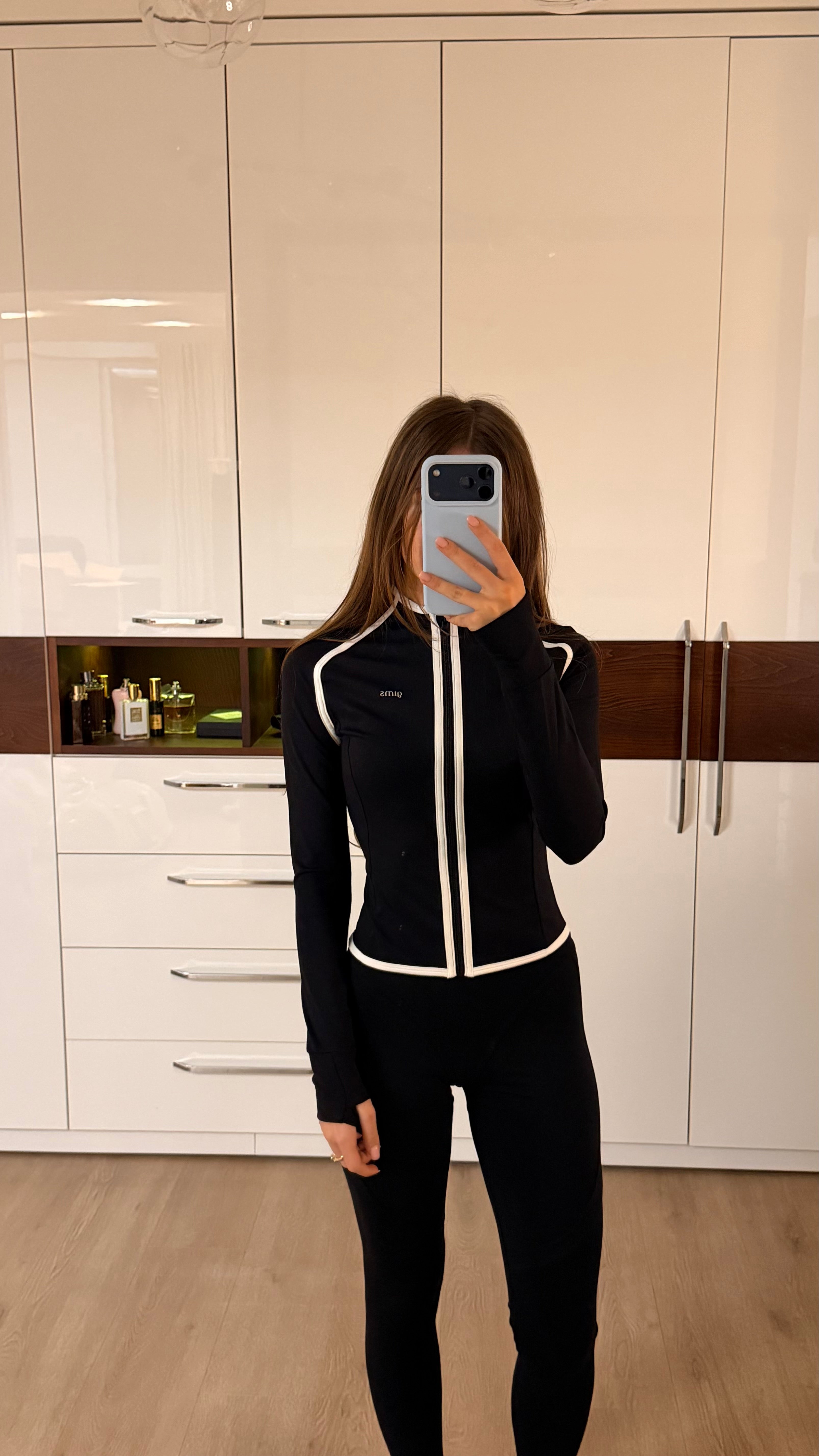 Zip jacket